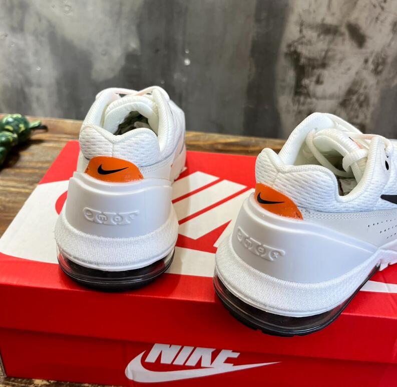 SAMC - NKE Shoes - 401