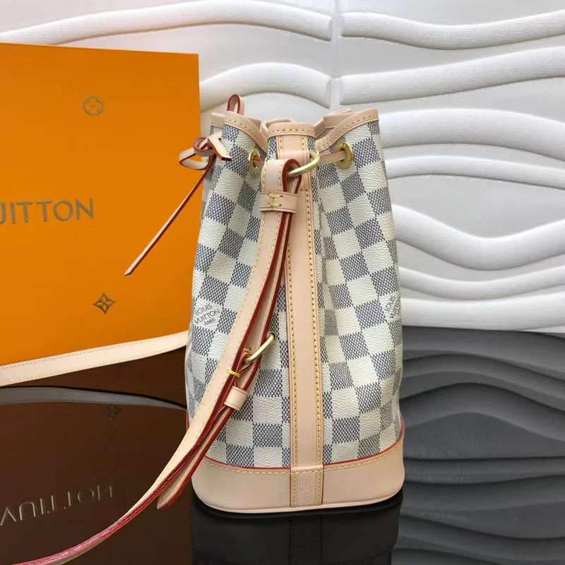 LOV2 Bags - Luxurious Bags  1095