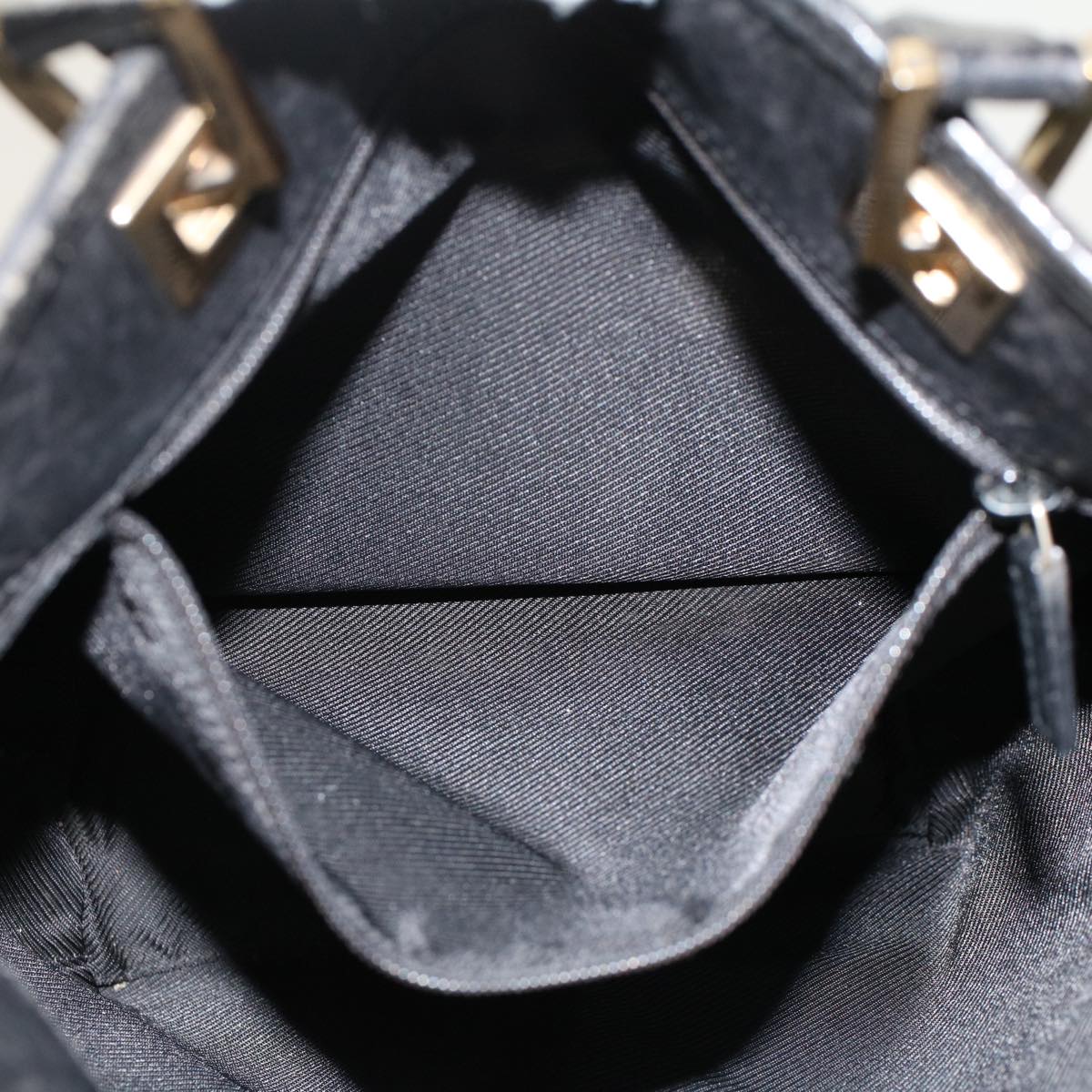 GUCCI GG Canvas Shoulder Bag Black 002•1099 002058 ep1111