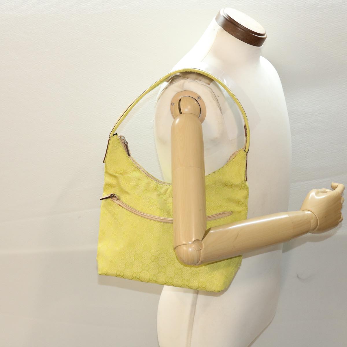 GUCCI GG Canvas Shoulder Bag Yellow ep1117