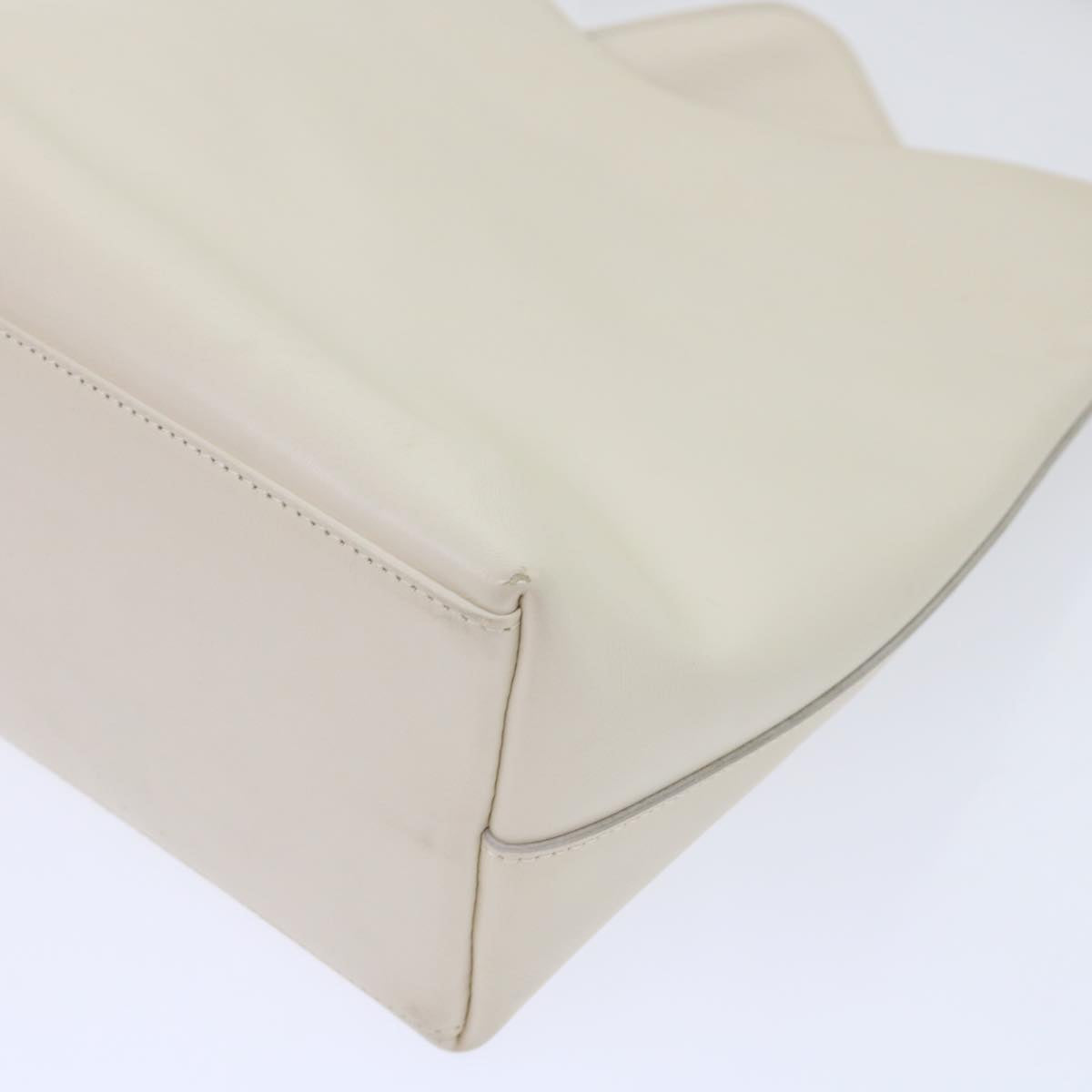GUCCI Bamboo Shoulder Bag Leather White 001-2113-1880 ep1363