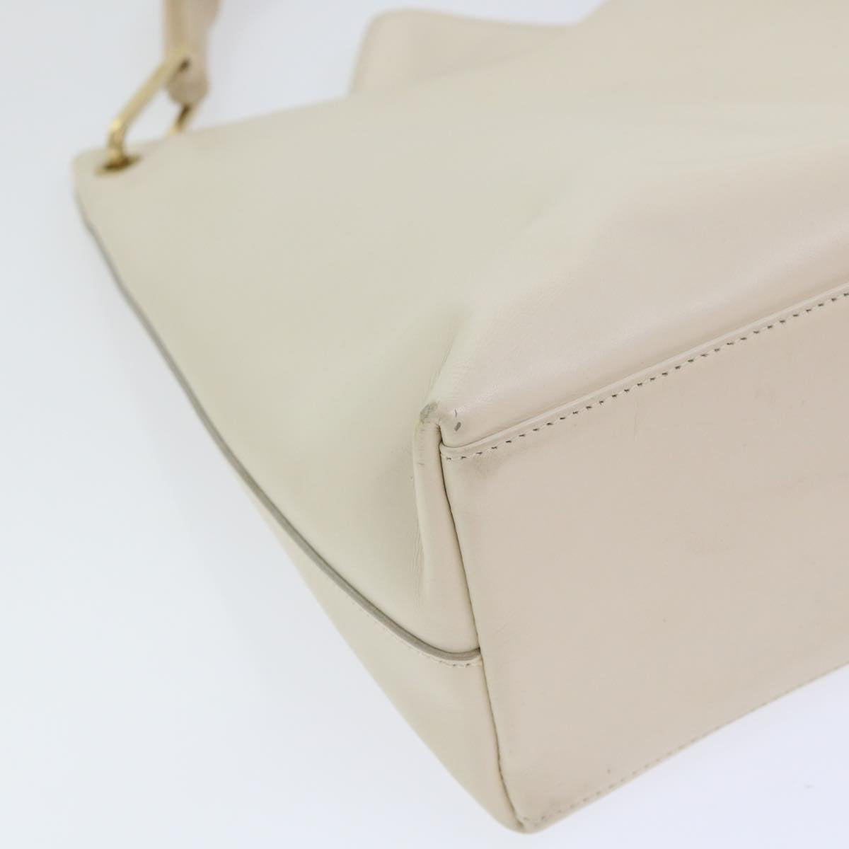 GUCCI Bamboo Shoulder Bag Leather White 001-2113-1880 ep1363