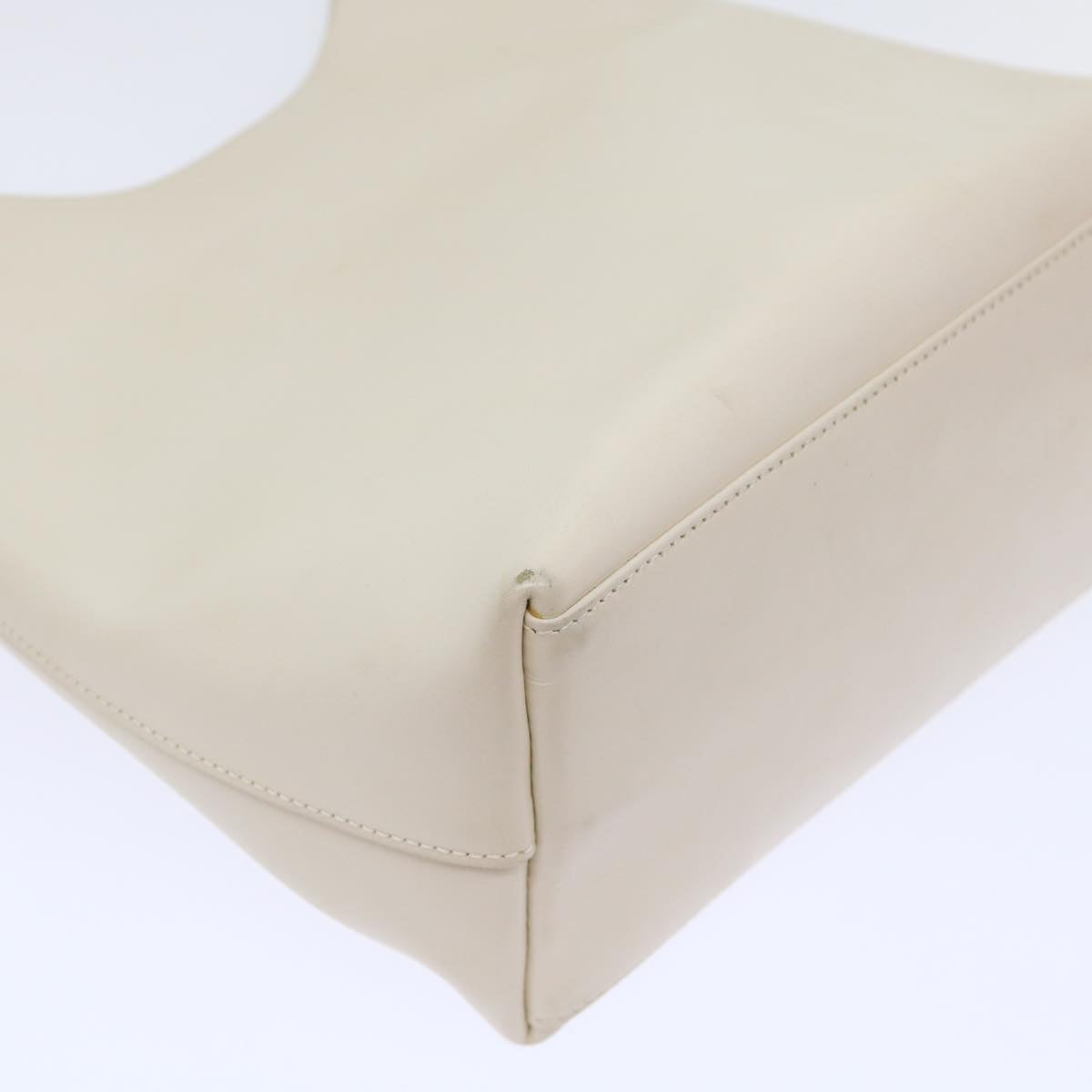 GUCCI Bamboo Shoulder Bag Leather White 001-2113-1880 ep1363