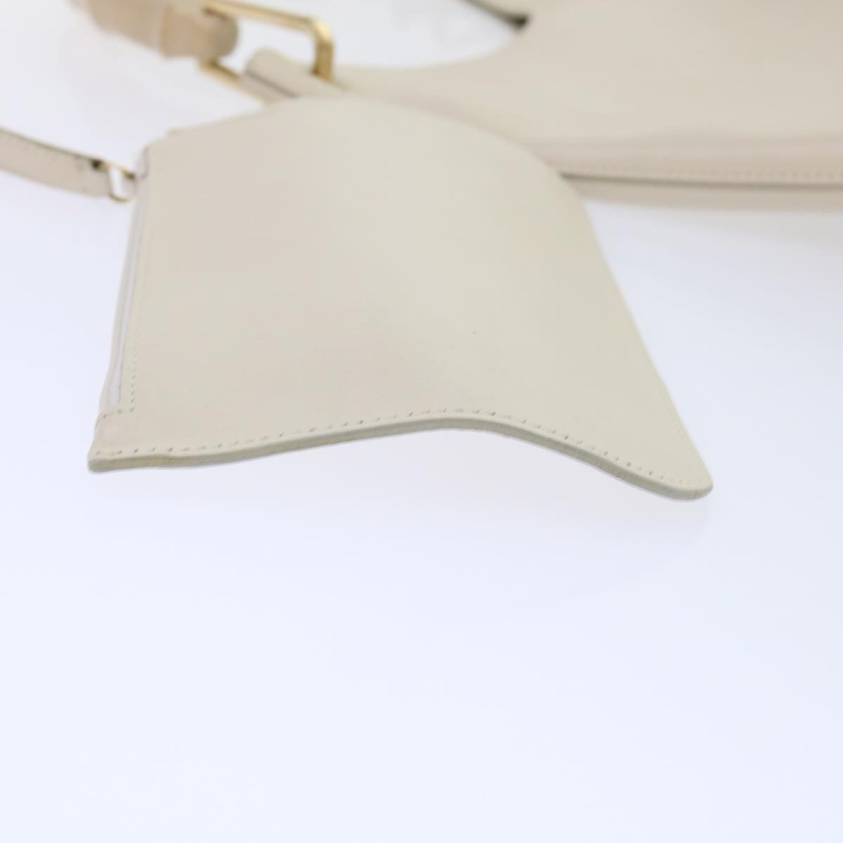 GUCCI Bamboo Shoulder Bag Leather White 001-2113-1880 ep1363