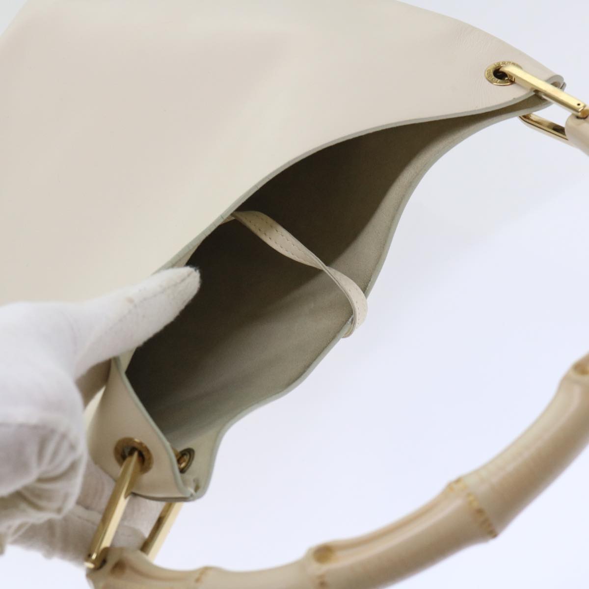 GUCCI Bamboo Shoulder Bag Leather White 001-2113-1880 ep1363