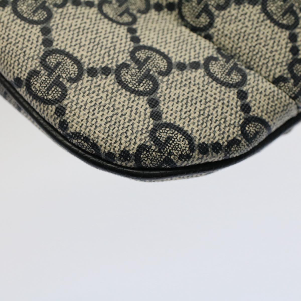 GUCCI GG Canvas Pouch PVC Leather Navy Gray ep1427
