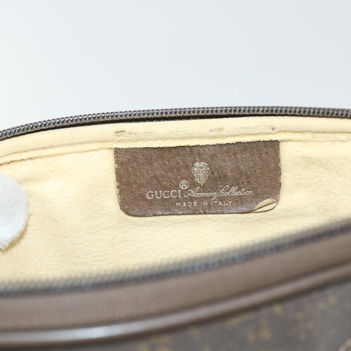 GUCCI GG Canvas Shoulder Bag PVC Leather Beige 97 02 068 ep1573