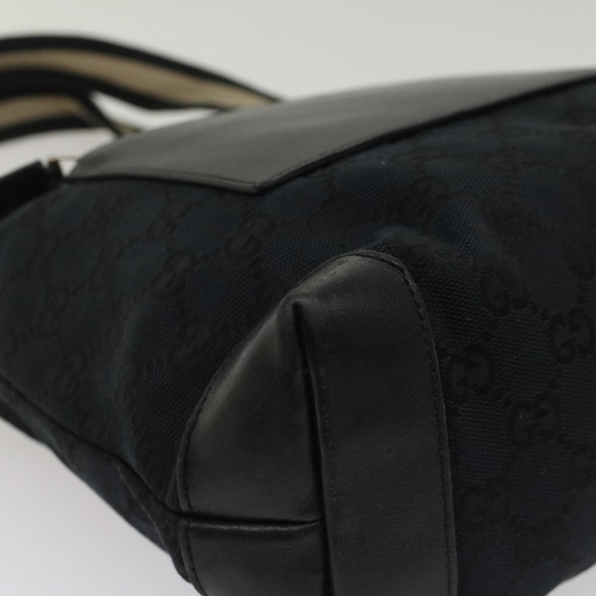 GUCCI GG Canvas Sherry Line Shoulder Bag Black White 019 0402 1705 ep1668