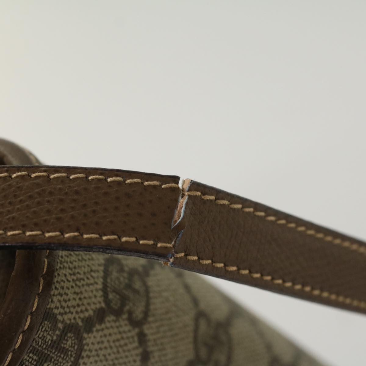 GUCCI GG Canvas Shoulder Bag PVC Leather Beige 001 113 6165 ep1762