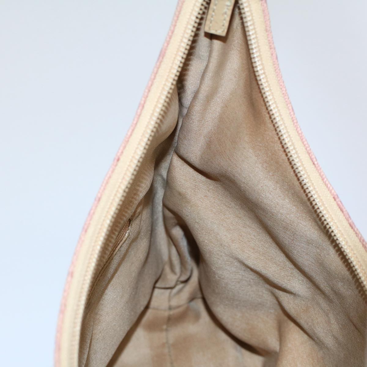 GUCCI GG Canvas Shoulder Bag Pink 001 3386 ep1845