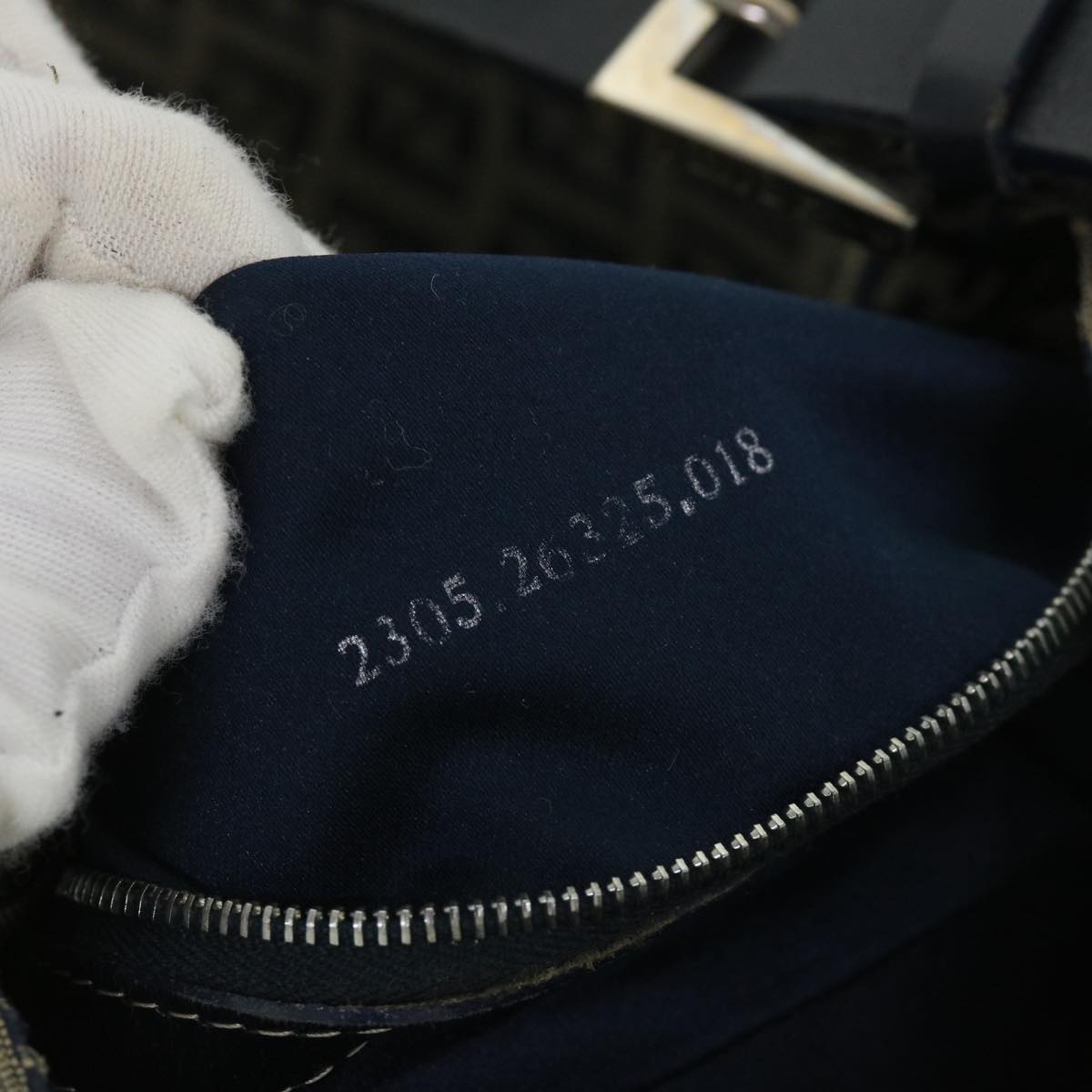 FENDI Zucchino Canvas Mamma Baguette Bag Navy 2305 26325 018 ep1886