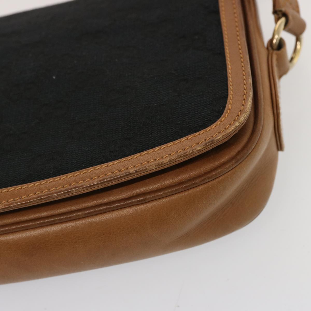 GUCCI GG Canvas Shoulder Bag Black ep4110