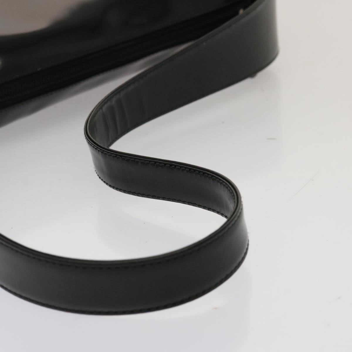 GUCCI Shoulder Bag Patent leather Black 001 1364 1703 ep4128
