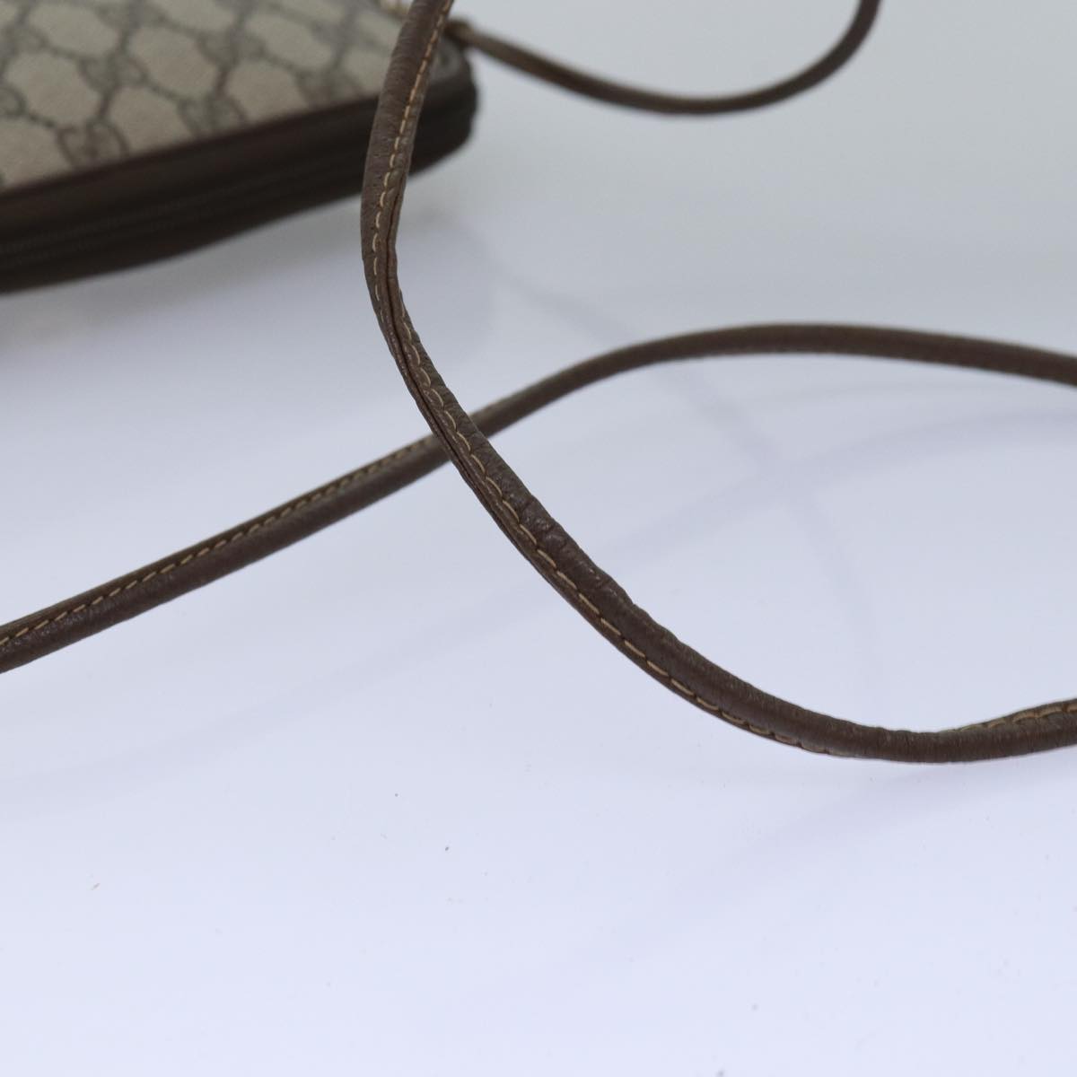 GUCCI GG Supreme Shoulder Bag PVC Beige 97 02 068 ep4507