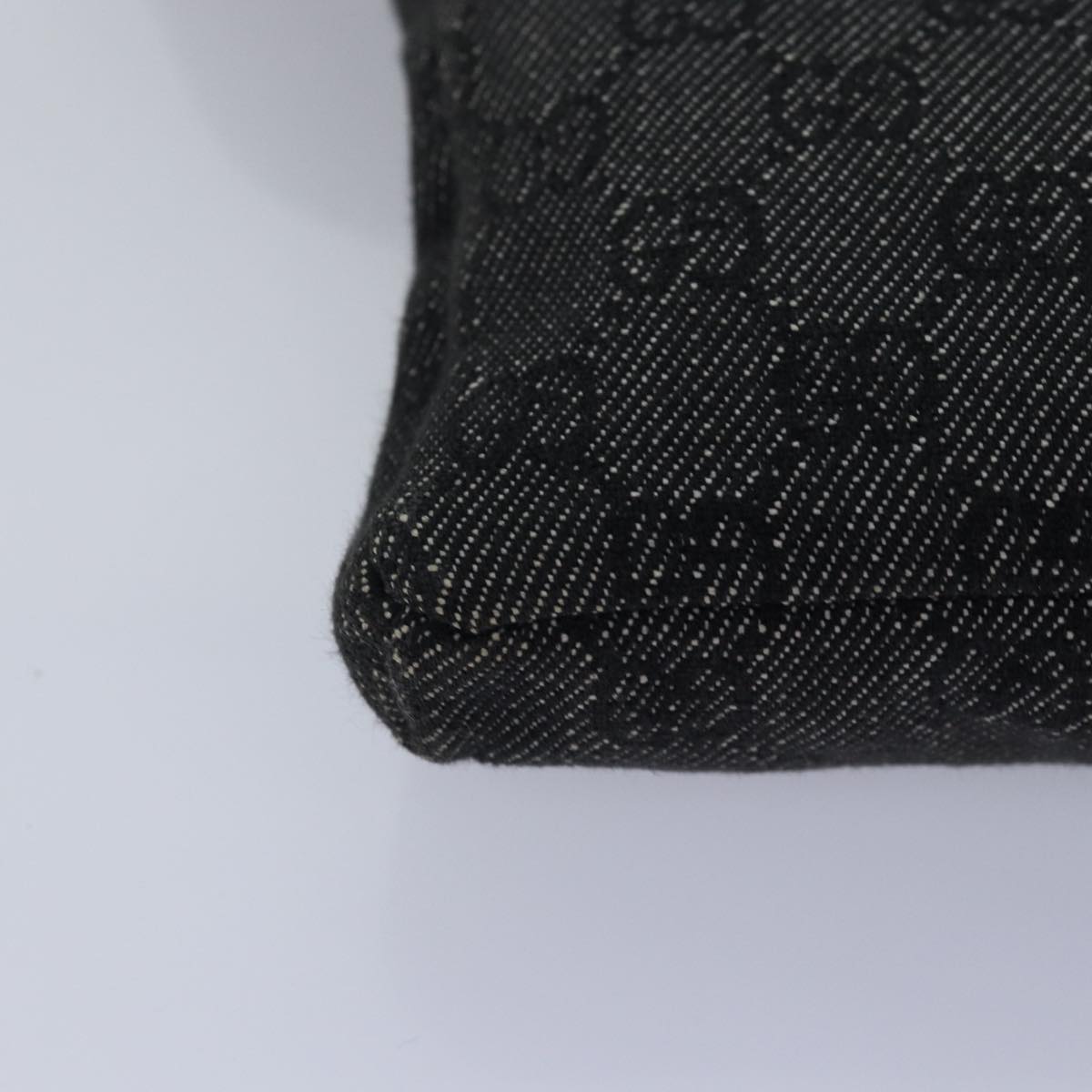 GUCCI GG Canvas Waist bag Black 28566 ep4558
