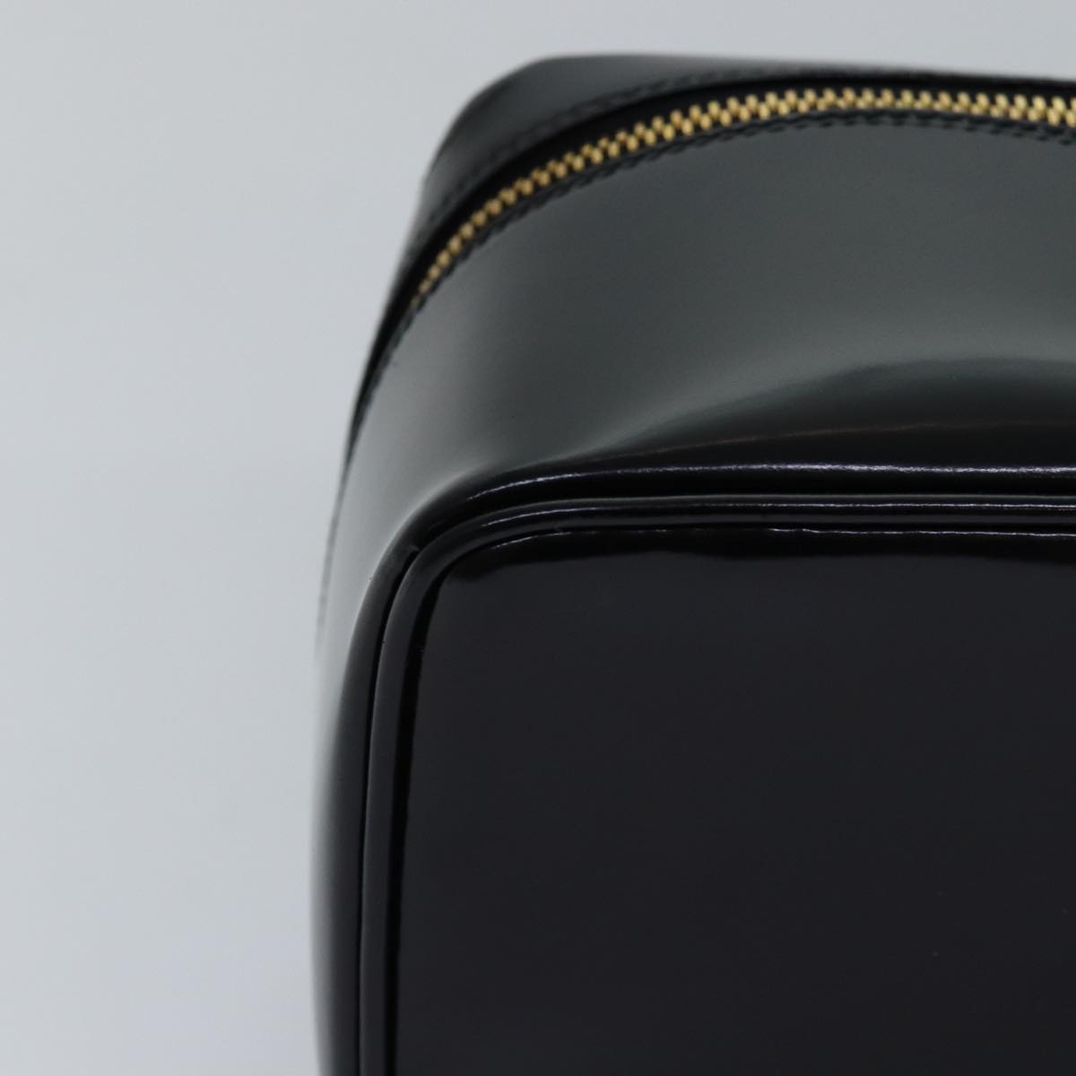 GUCCI Bamboo Vanity Cosmetic Pouch Patent Black 032 1956 0150 ep4599