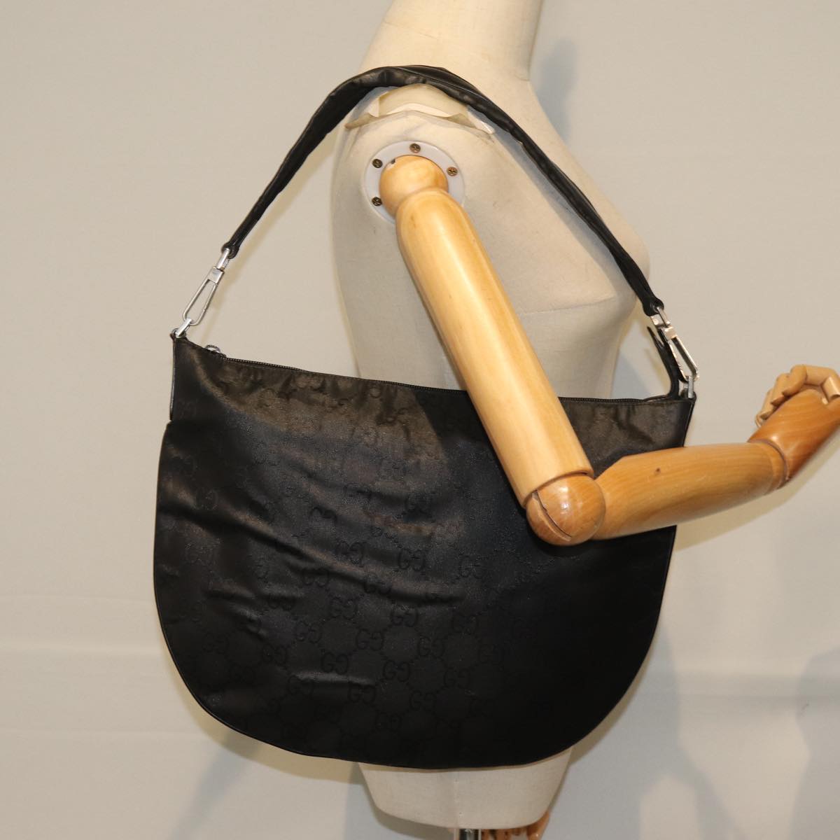 GUCCI GG Canvas Shoulder Bag Outlet Black ep4618
