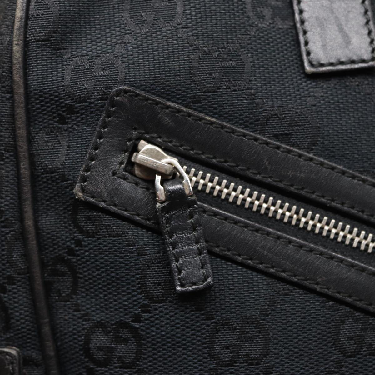 GUCCI GG Canvas Shoulder Bag Black 002 1115 ep4726