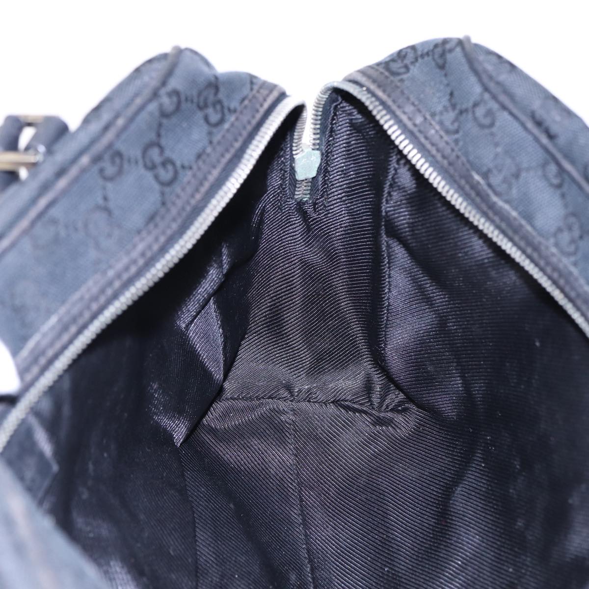 GUCCI GG Canvas Shoulder Bag Black 002 1115 ep4726