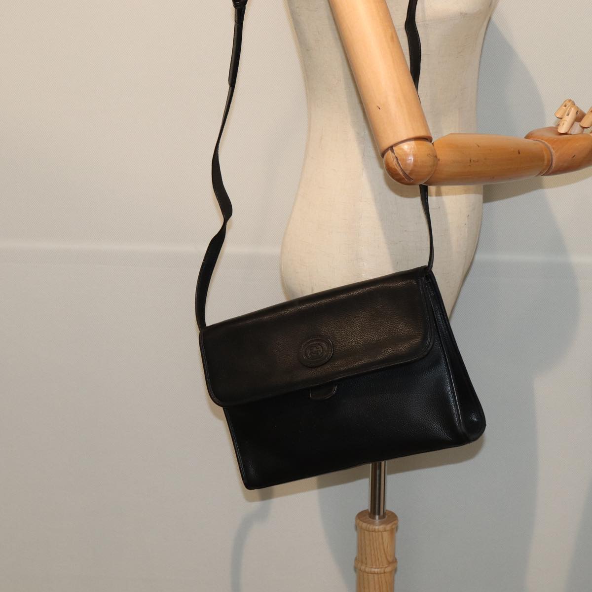 GUCCI Shoulder Bag Leather Black 004 86 0222 ep4739