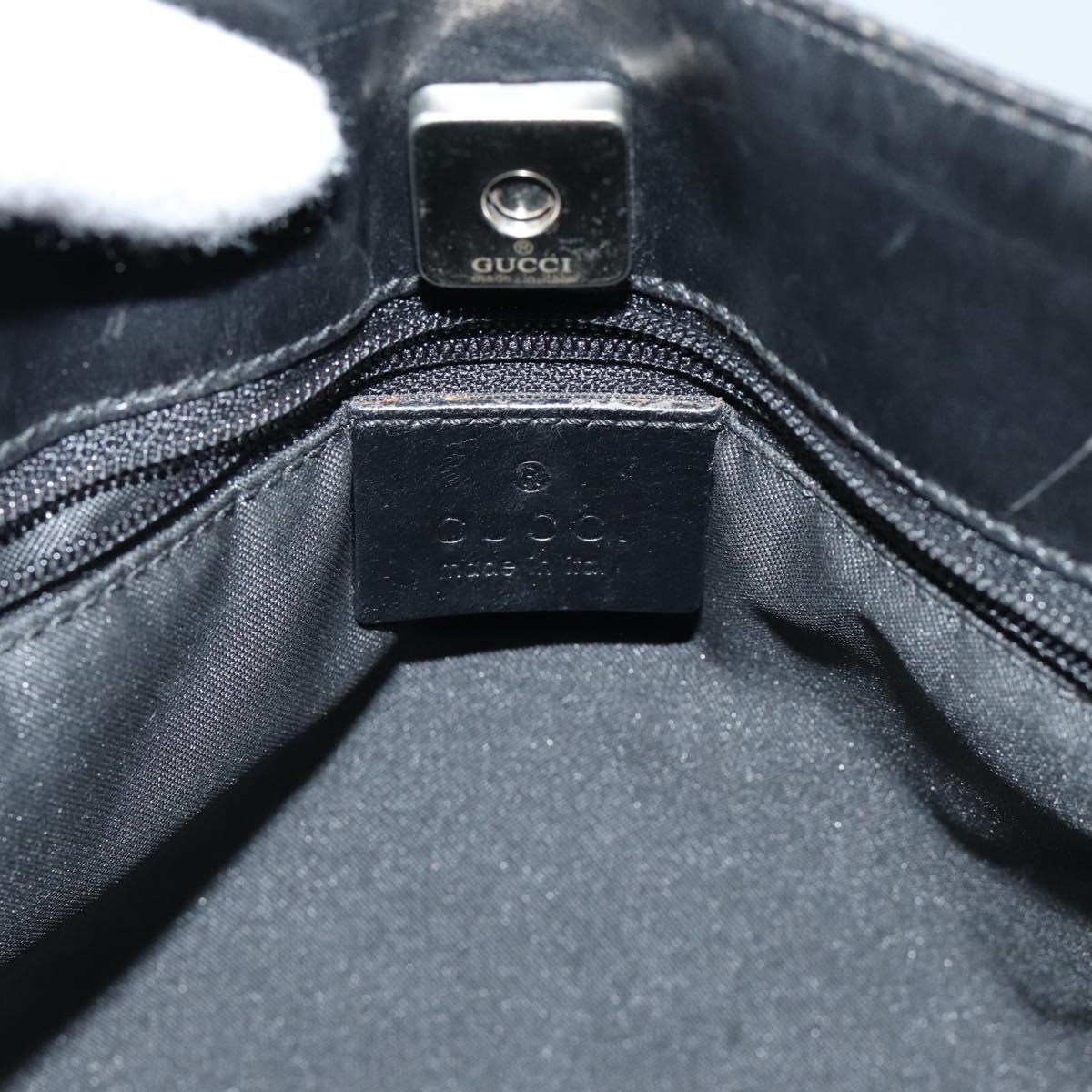GUCCI GG Canvas Shoulder Bag Black 002 1075 ep4835