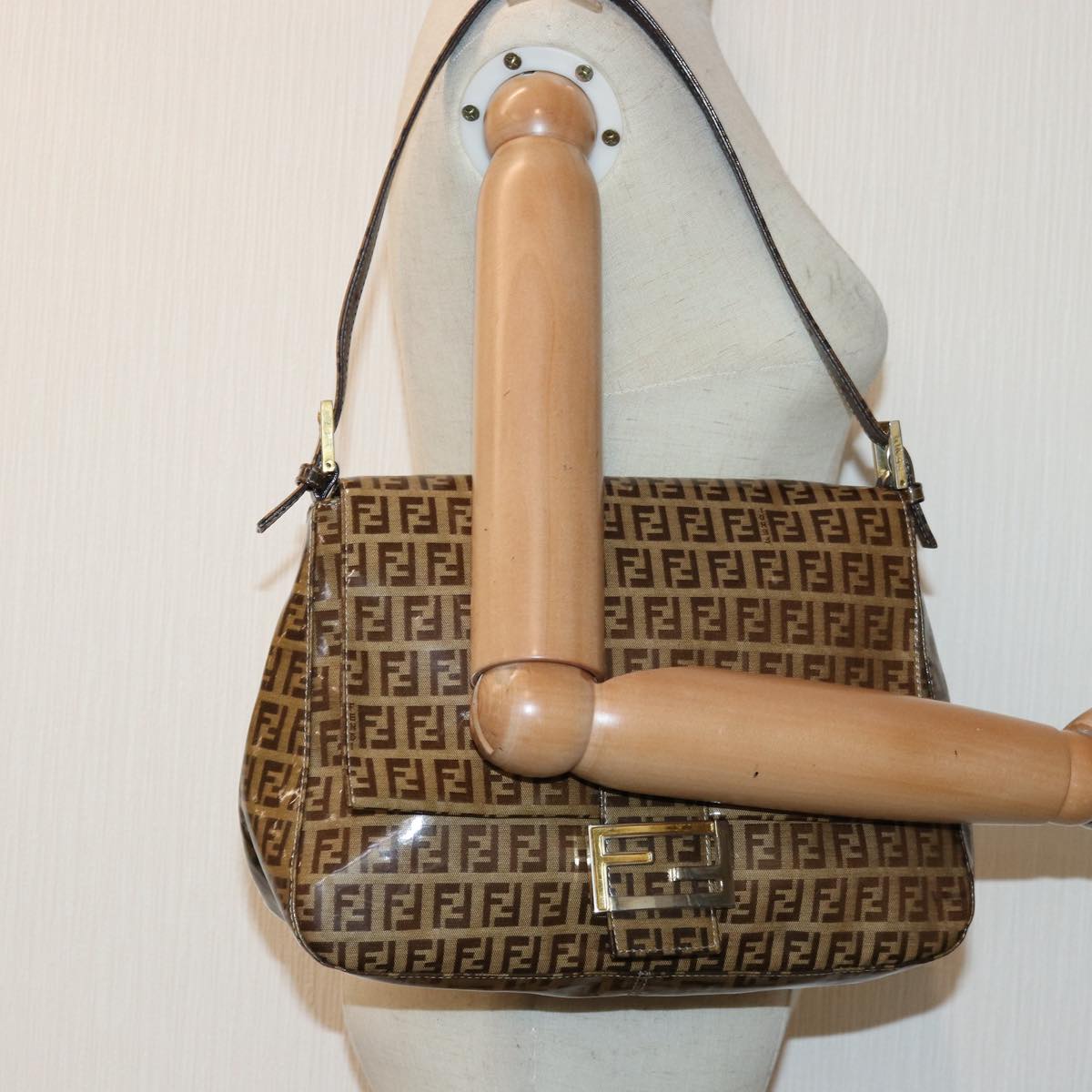 FENDI Zucchino Canvas Mamma Baguette Shoulder Bag Beige Gold ep5119
