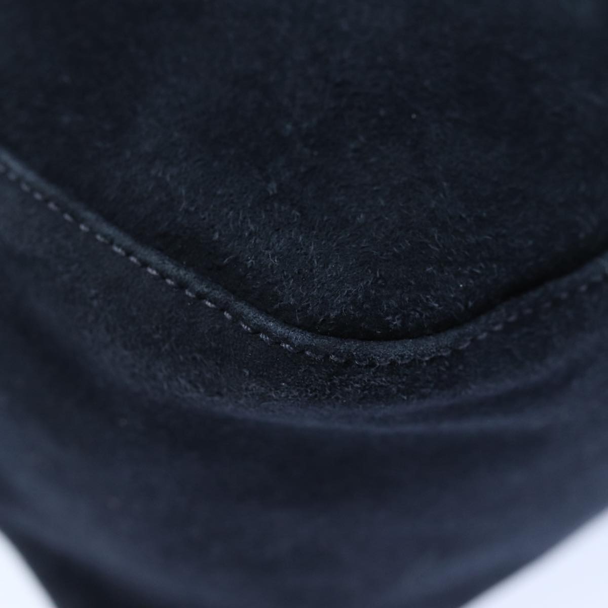 FENDI Mamma Baguette Shoulder Bag Suede Navy Silver ep5217