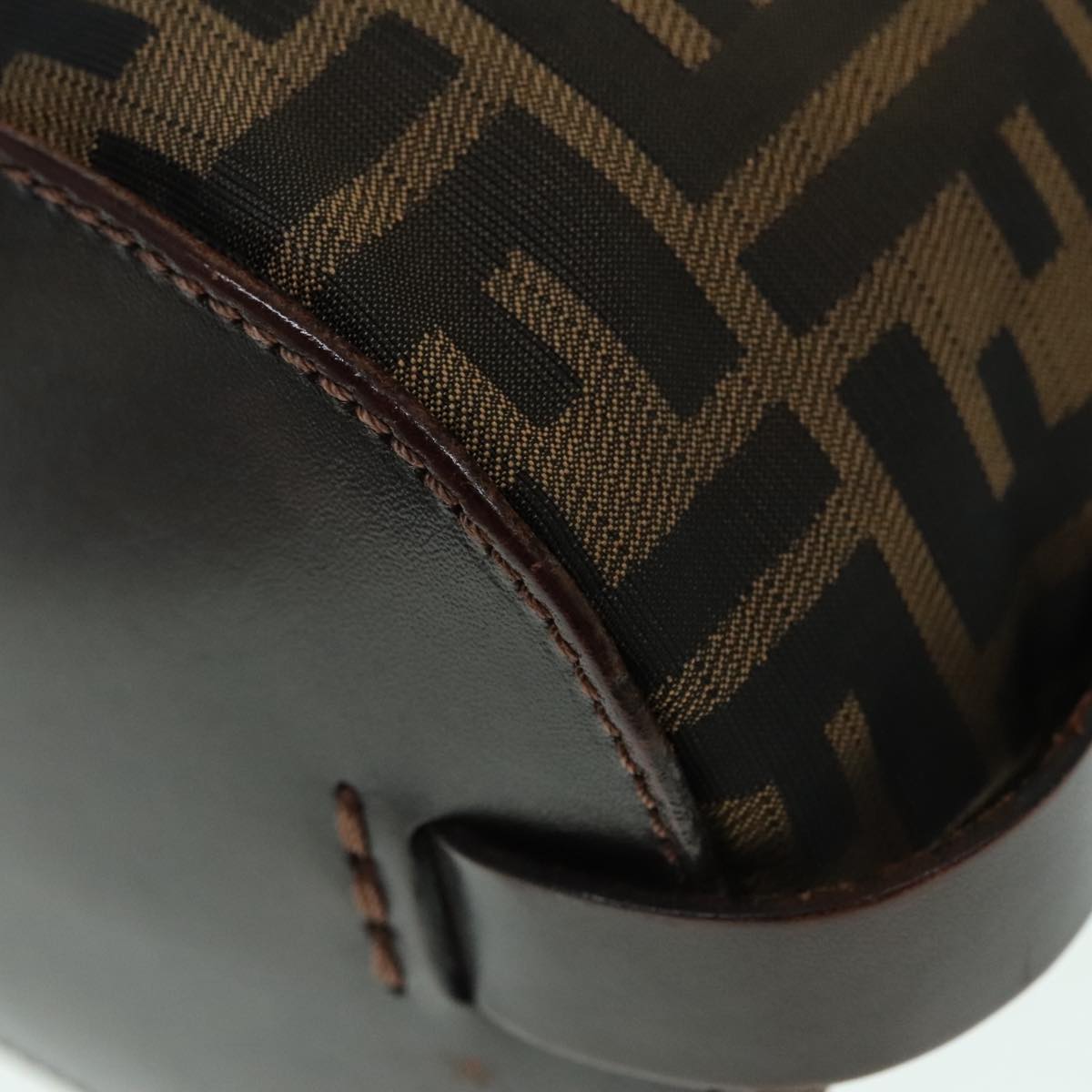 FENDI Zucca Canvas Hand Bag Brown Black ep6007