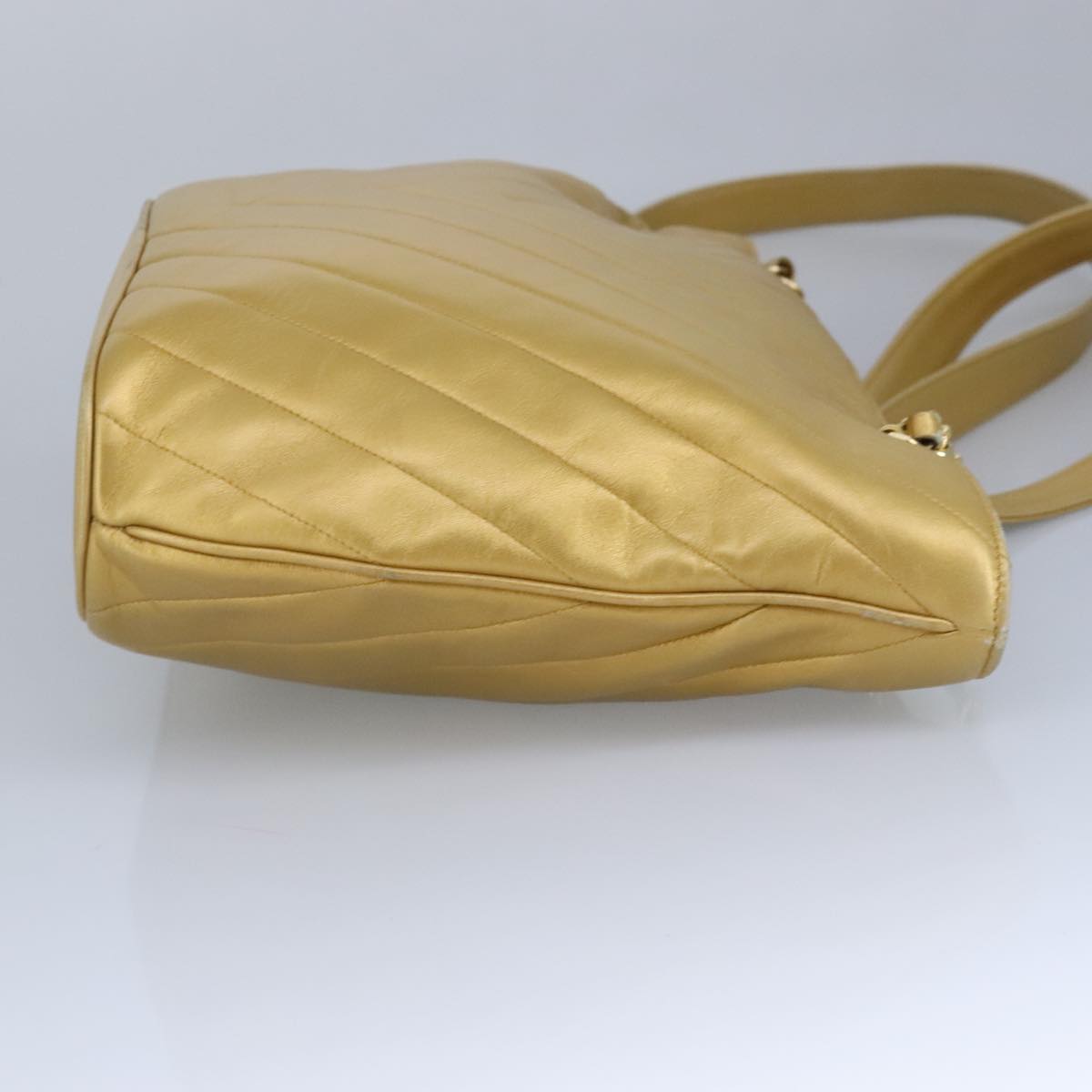 CHANEL V Stitch Chain Tote Bag Lamb Skin Gold Tone CC ep6263