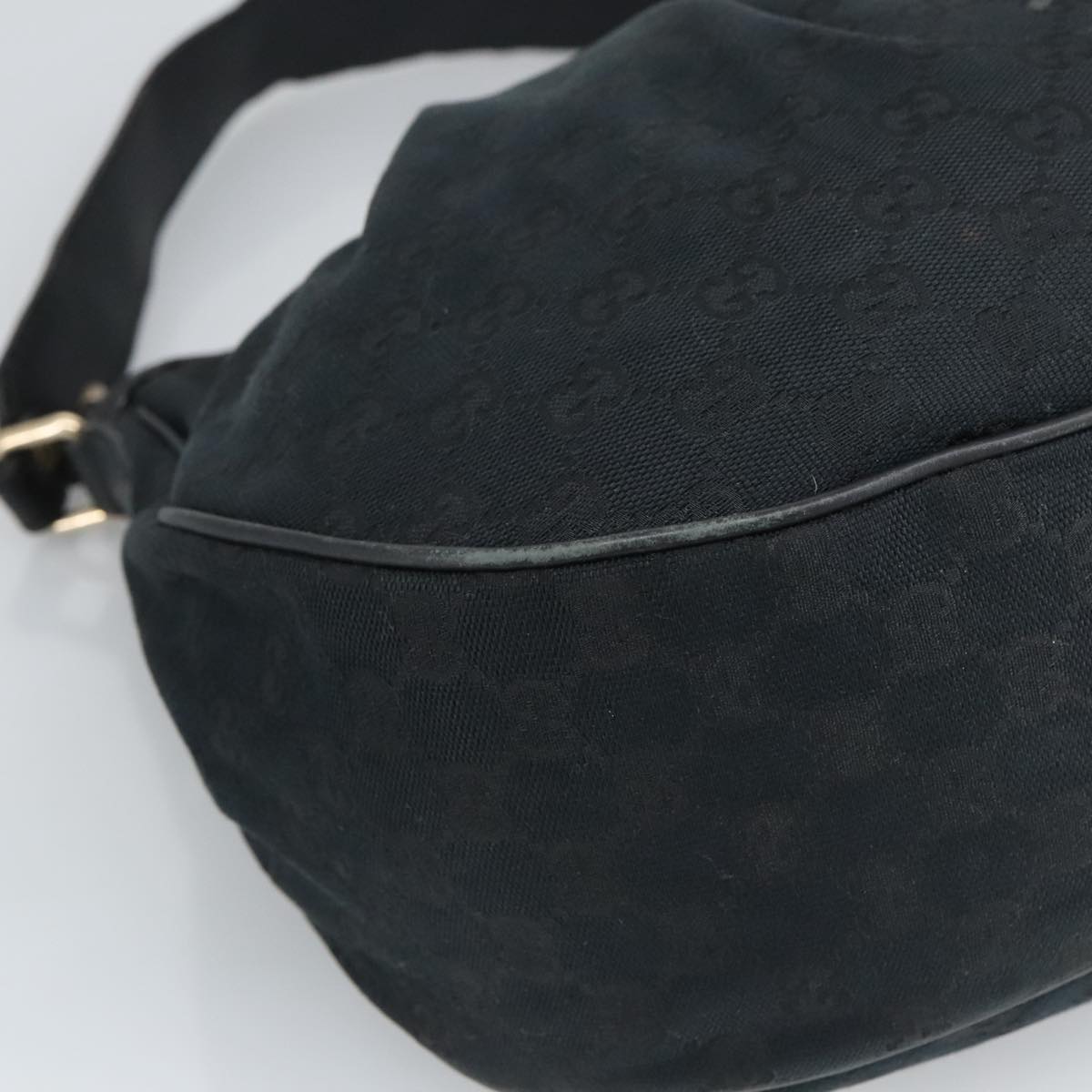 GUCCI GG Canvas Shoulder Bag Black Gold 232955 ep6310