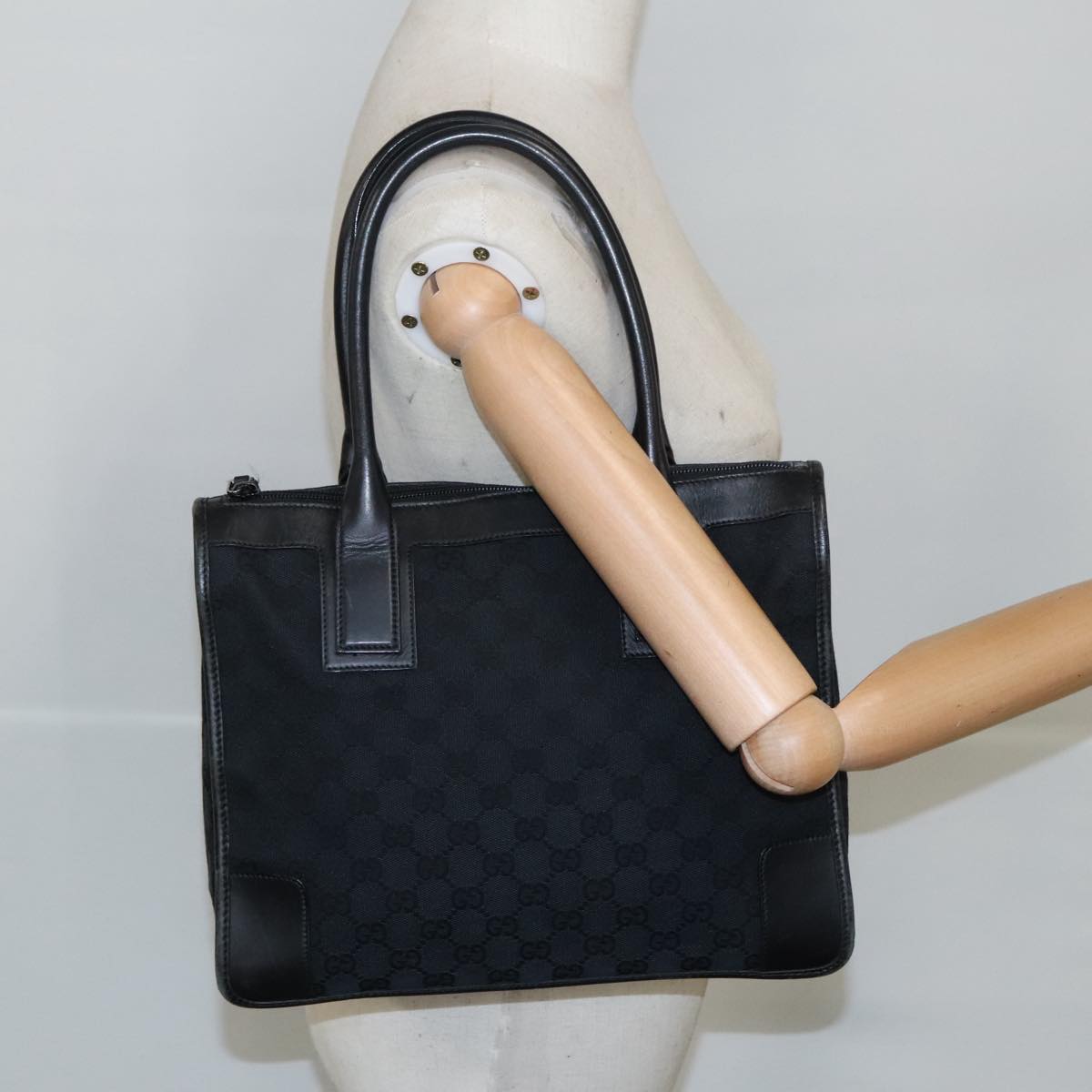 GUCCI GG Canvas Hand Bag Black Silver 000 0855 ep6498