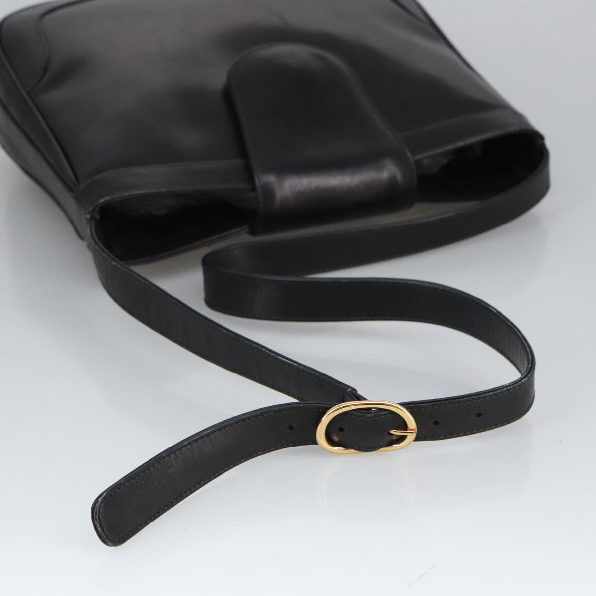 GUCCI Shoulder Bag Leather Black Gold ep6517