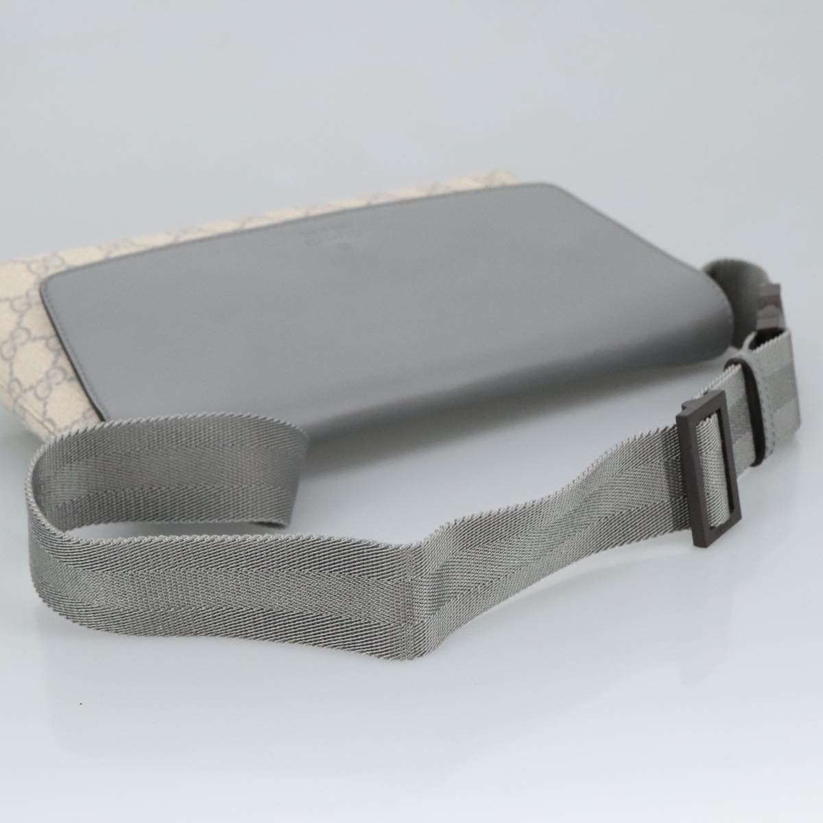 GUCCI GG Supreme Waist bag PVC White Silver 353435 ep6647