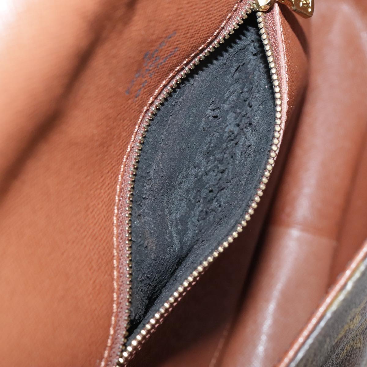 LOUIS VUITTON Monogram Saint Cloud GM Shoulder Bag M51242 LV ep6822