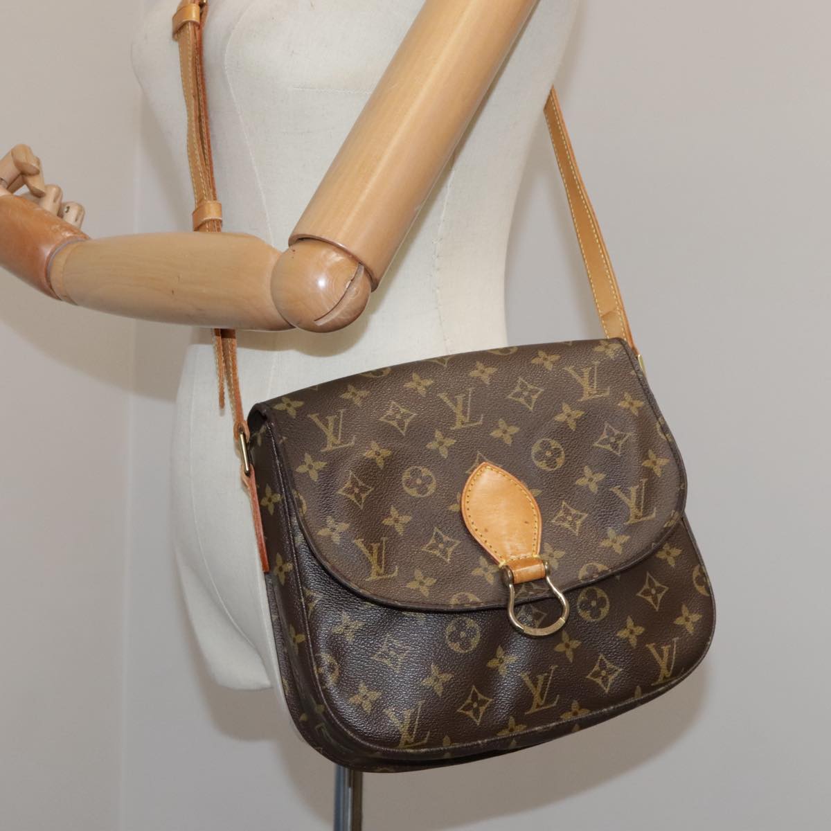 LOUIS VUITTON Monogram Saint Cloud GM Shoulder Bag M51242 LV ep6822