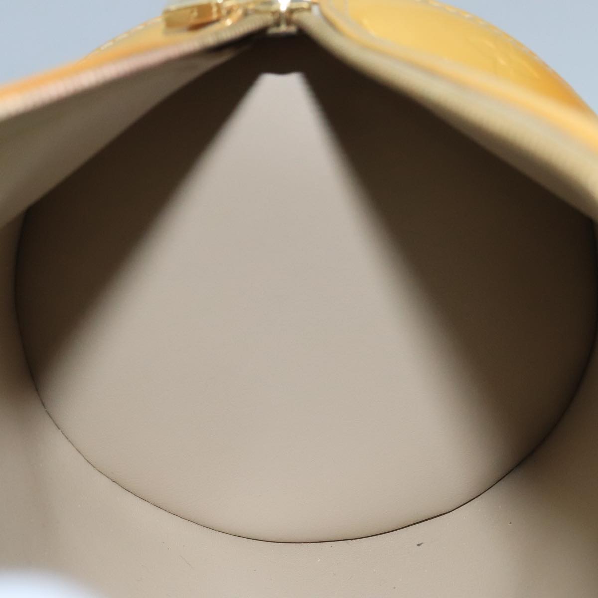 LOUIS VUITTON Monogram Vernis Bedford Hand Bag Beige M91006 LV ep6850