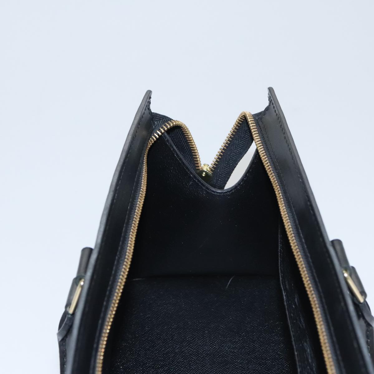 LOUIS VUITTON Epi Sac Triangle Hand Bag Black M52092 LV ep6880