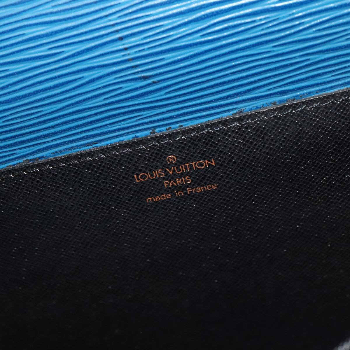 LOUIS VUITTON Epi Porte Documents Bandouliere Bag Toledo Blue LV ep6912