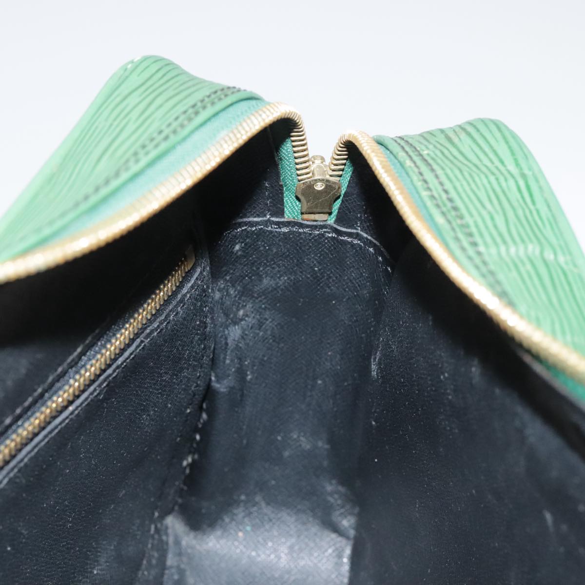 LOUIS VUITTON Epi Trocadero 27 Shoulder Bag Green M52314 LV ep6941