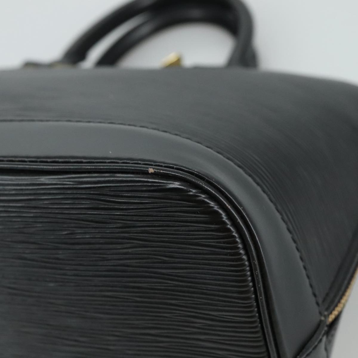 LOUIS VUITTON Epi Alma Hand Bag Black M52142 LV ep6954