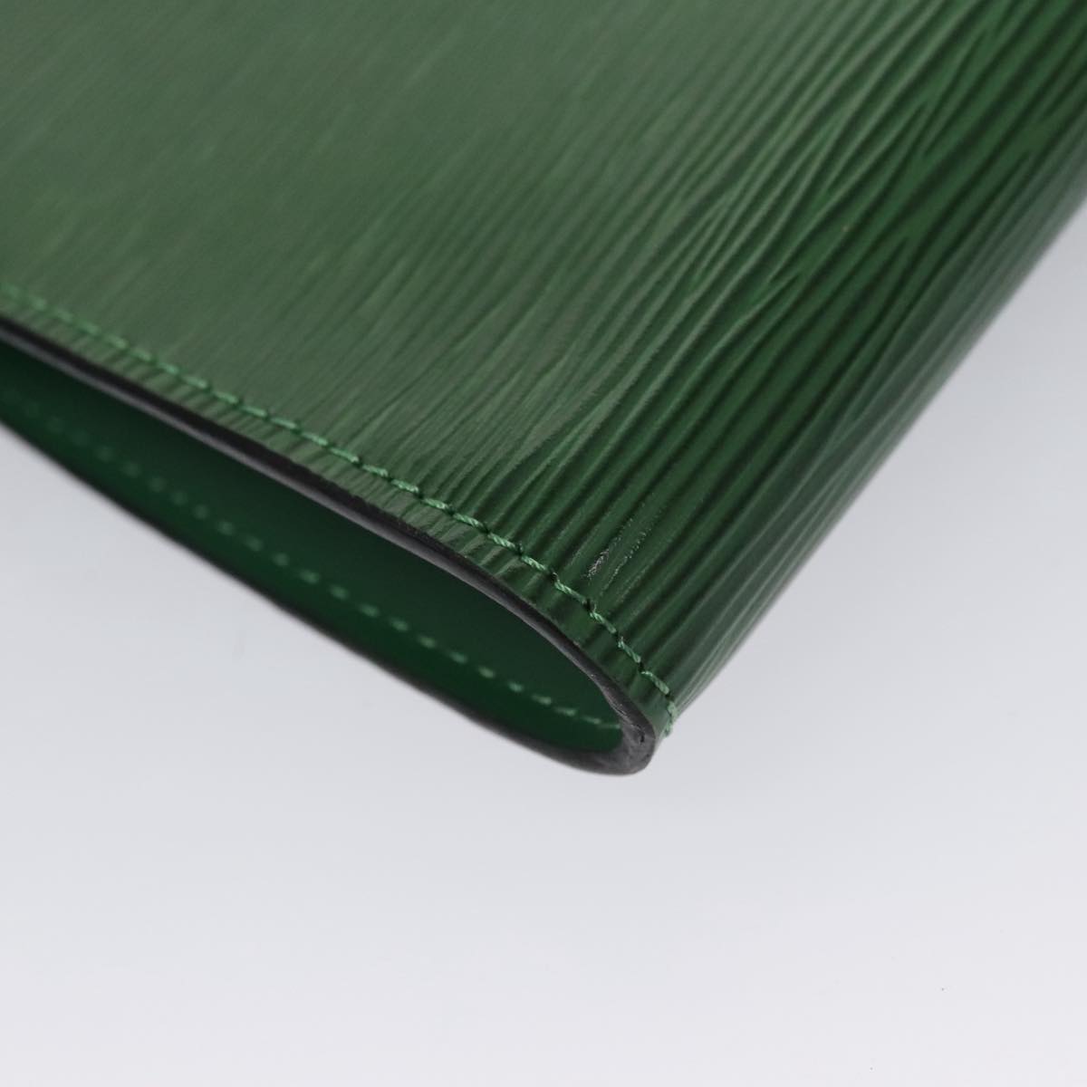 LOUIS VUITTON Epi Pochette Accessoires Pouch Green M52984 LV ep7005