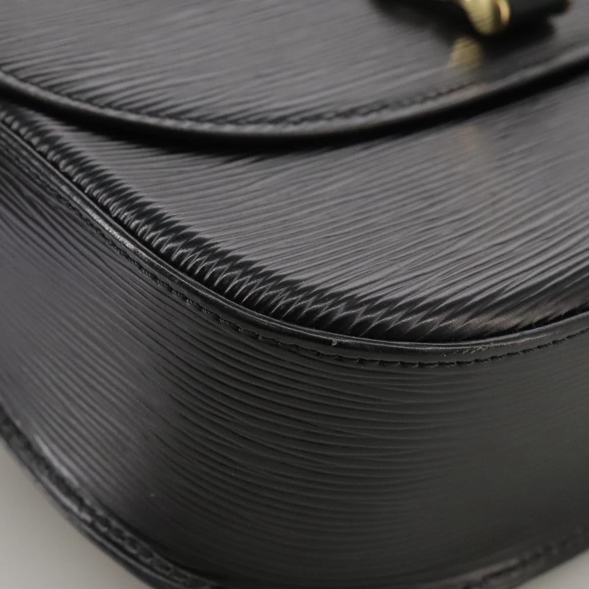 LOUIS VUITTON Epi Saint Cloud GM Shoulder Bag Black Noir M52192 LV ep7029