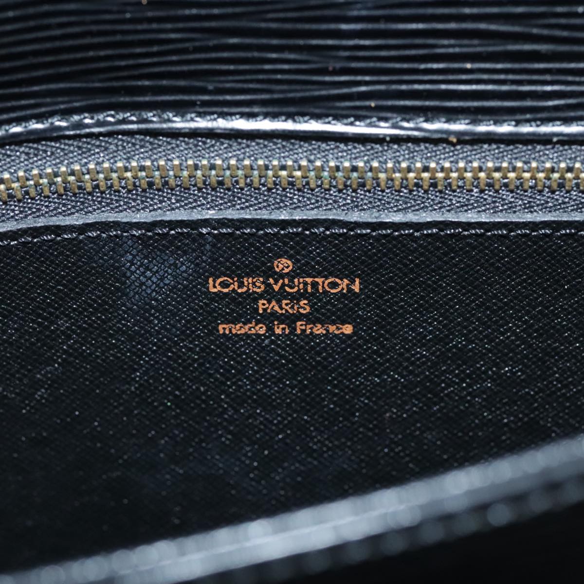 LOUIS VUITTON Epi Saint Cloud GM Shoulder Bag Black Noir M52192 LV ep7029