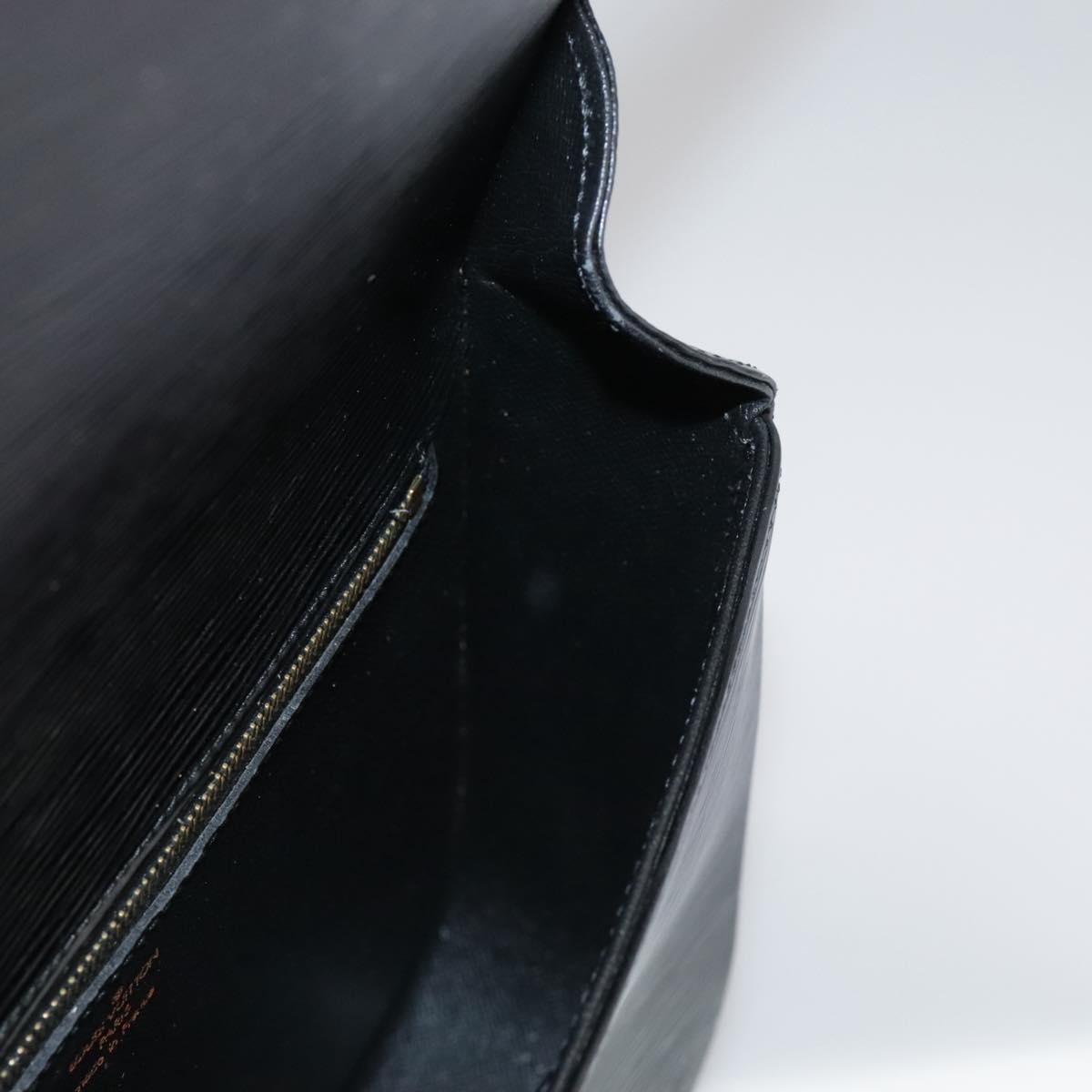 LOUIS VUITTON Epi Saint Cloud GM Shoulder Bag Black Noir M52192 LV ep7029