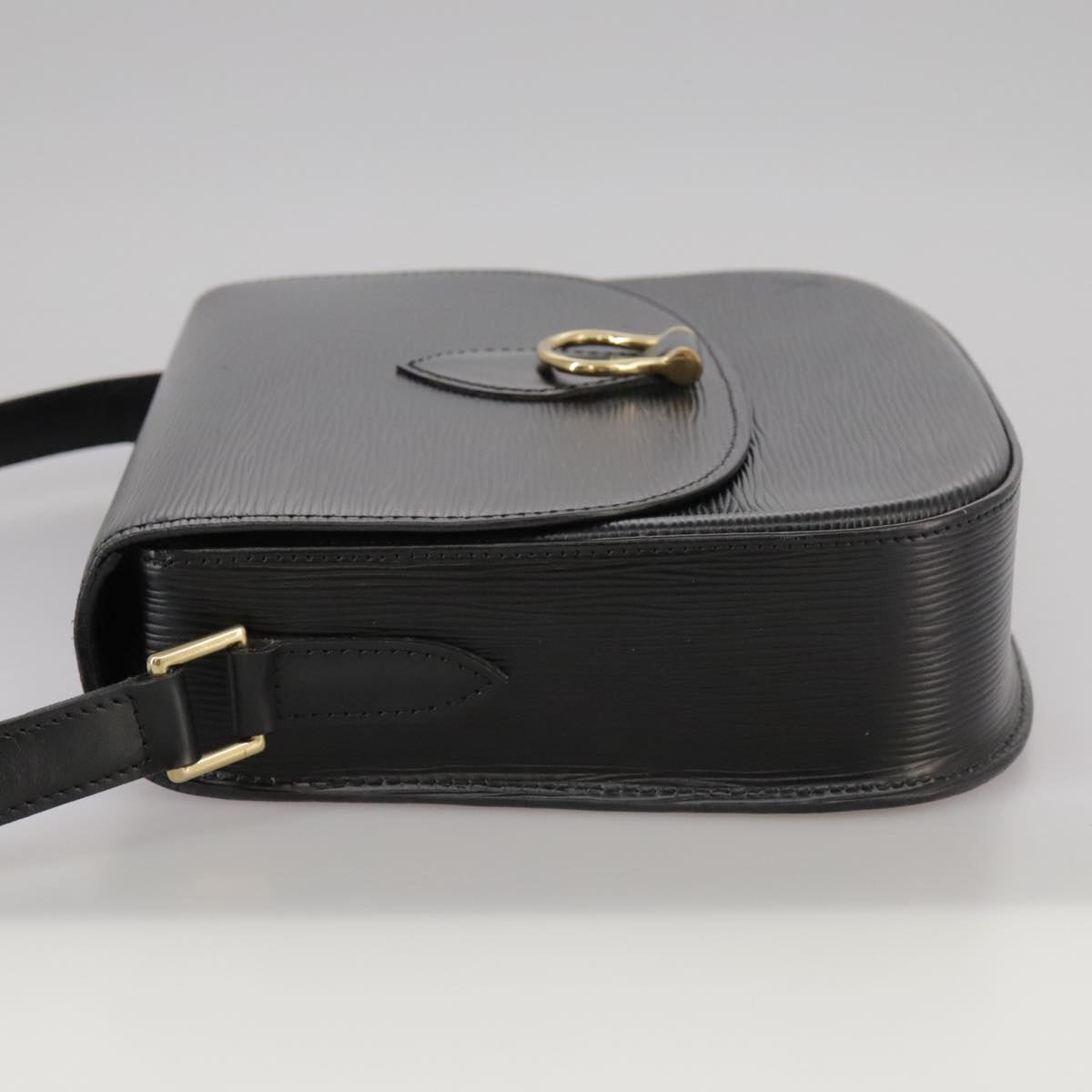 LOUIS VUITTON Epi Saint Cloud GM Shoulder Bag Black Noir M52192 LV ep7029