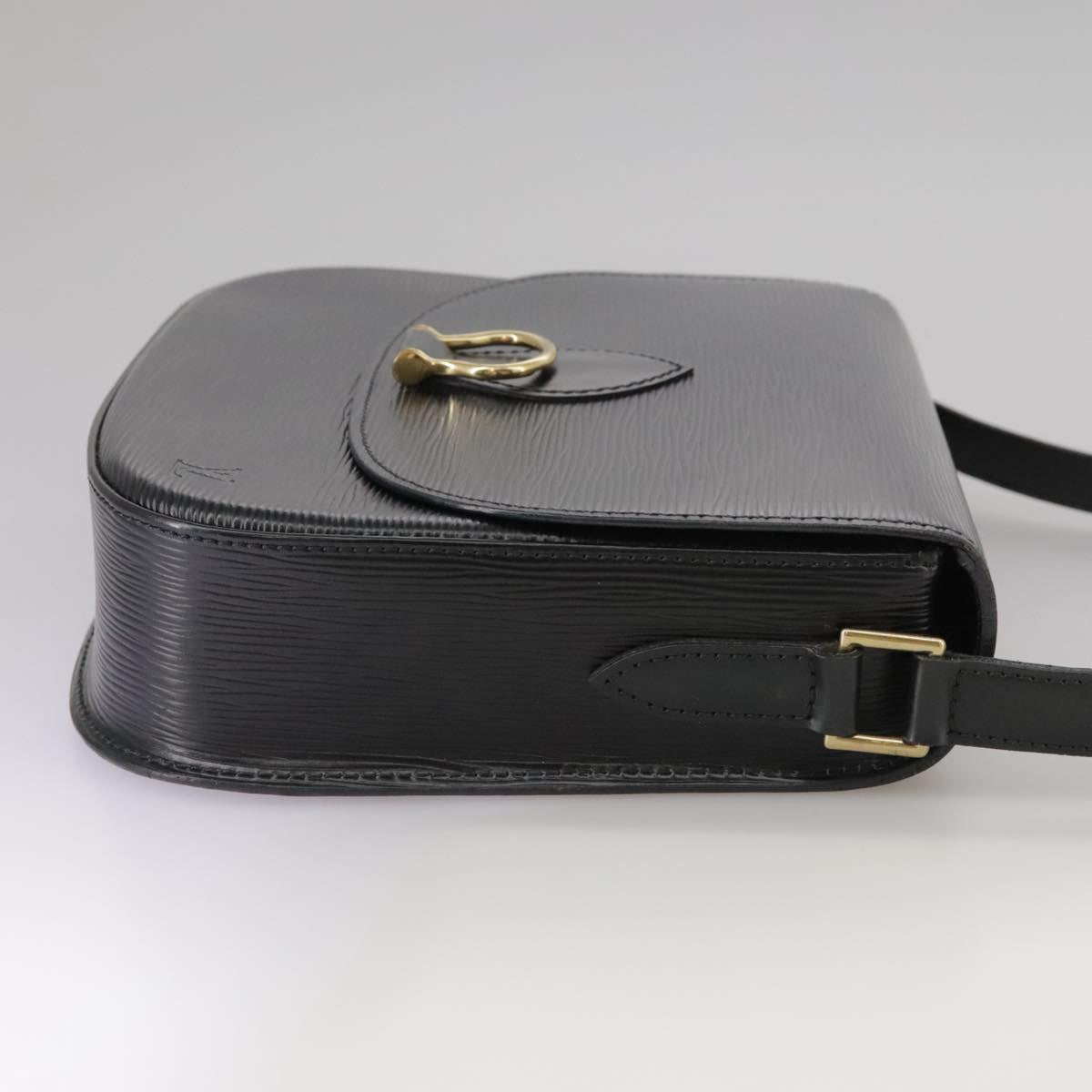 LOUIS VUITTON Epi Saint Cloud GM Shoulder Bag Black Noir M52192 LV ep7029