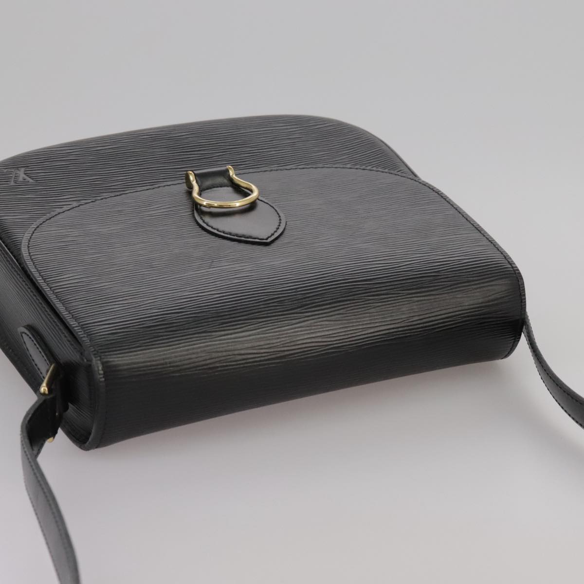 LOUIS VUITTON Epi Saint Cloud GM Shoulder Bag Black Noir M52192 LV ep7029
