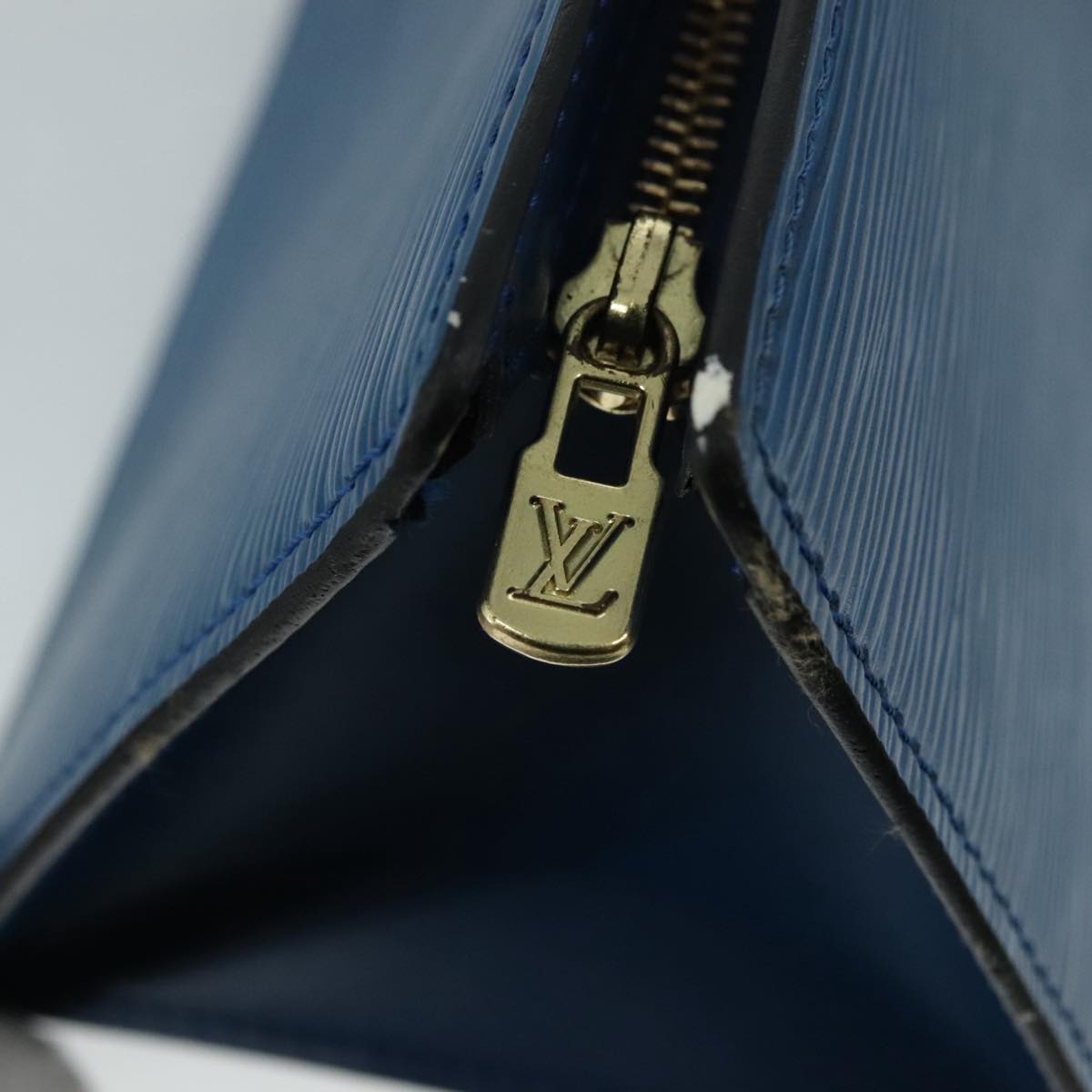 LOUIS VUITTON Epi Sac Triangle Hand Bag Blue M52095 LV ep7073