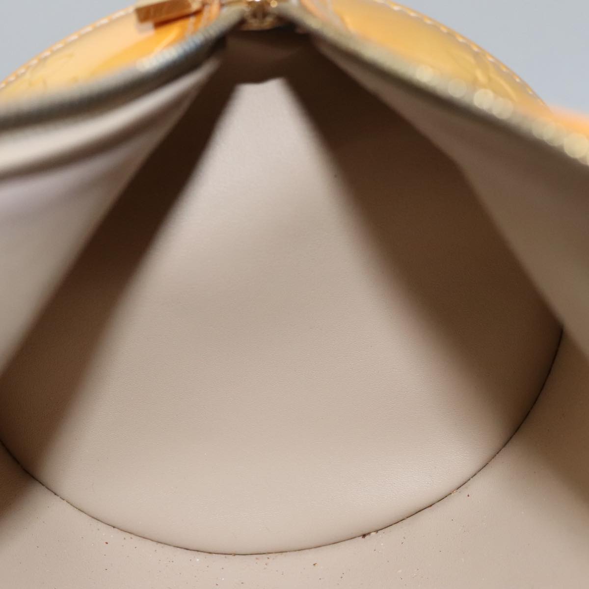 LOUIS VUITTON Monogram Vernis Bedford Hand Bag Beige M91006 LV ep7099