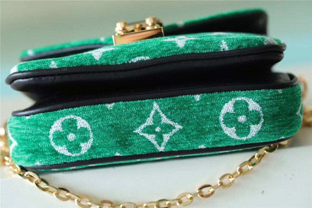 LV Micro Metis Monogram Jacquard Green For Women, WomenÃ¢â‚¬â„¢s Handbags, Shoulder And Crossbody Bags 5.5in/14cm LV M81127